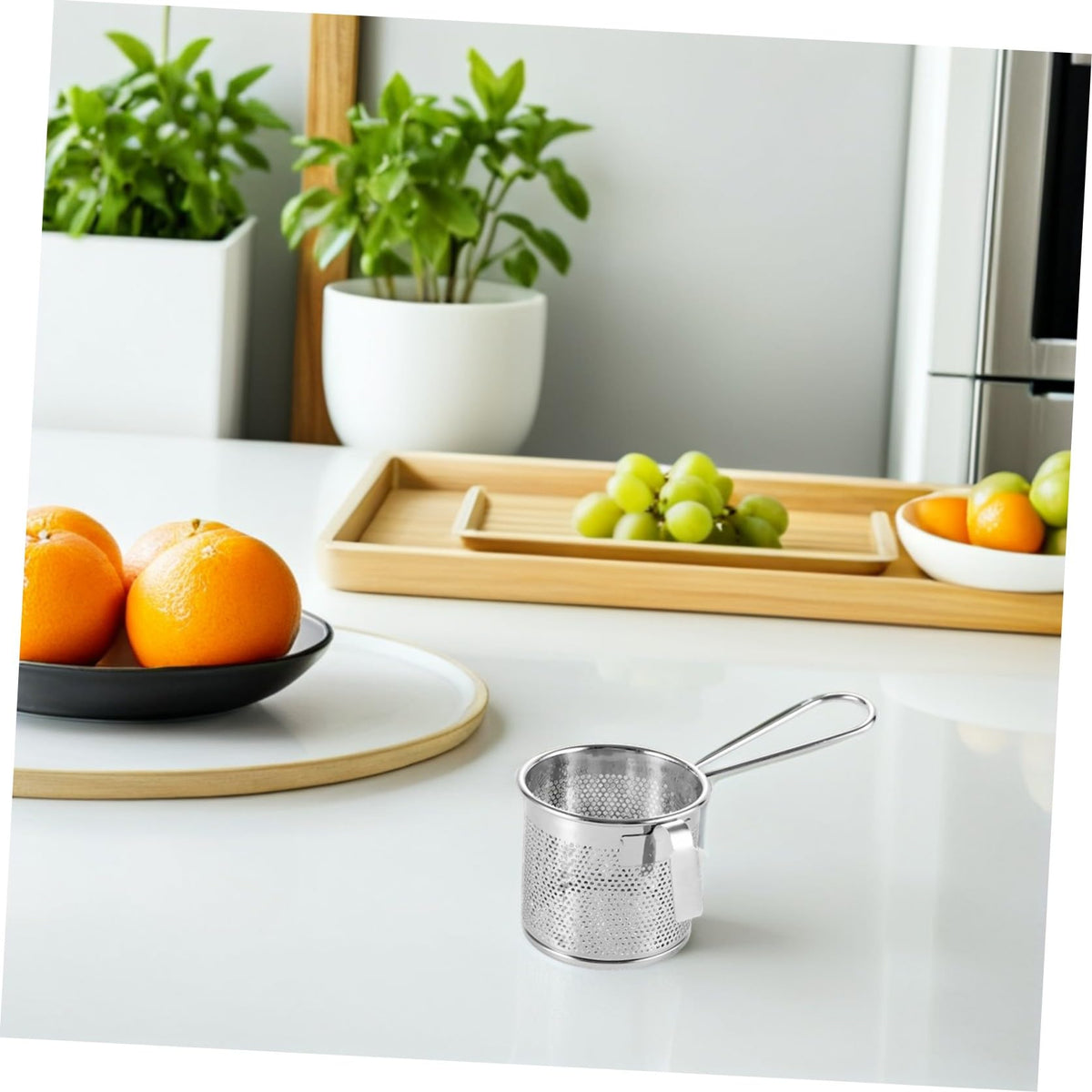 Stainless Steel Mesh Colander with Hook T86601