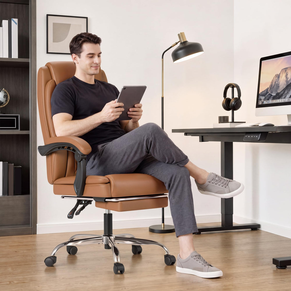 Brown Leather Ergonomic High Back Office Chair with Footrest K1950